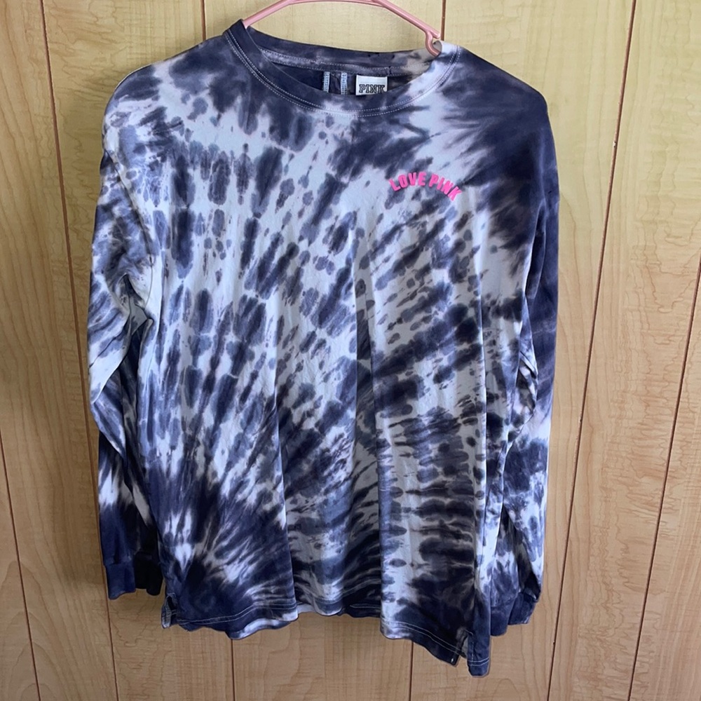 Small PINK long sleeve tee